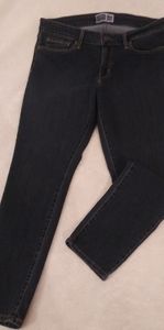 Levis skinny jeans
